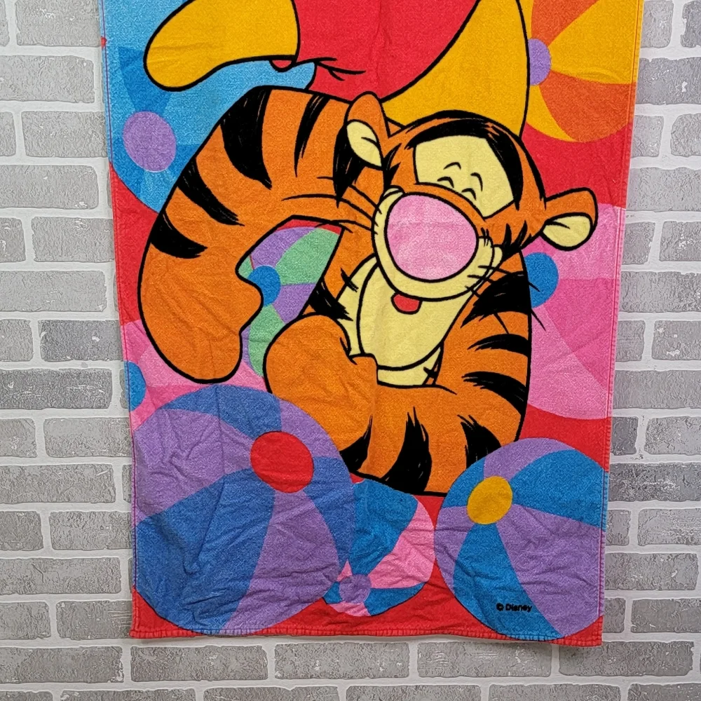 Disney Winnie the Pooh & Tigger Beachball Beach Pool Oversized Graphic Towl